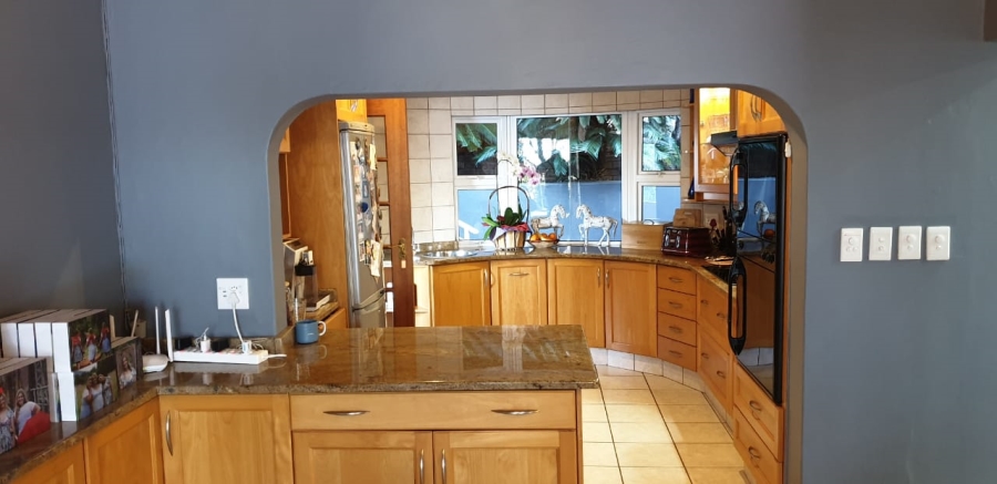 3 Bedroom Property for Sale in Kosmos North West